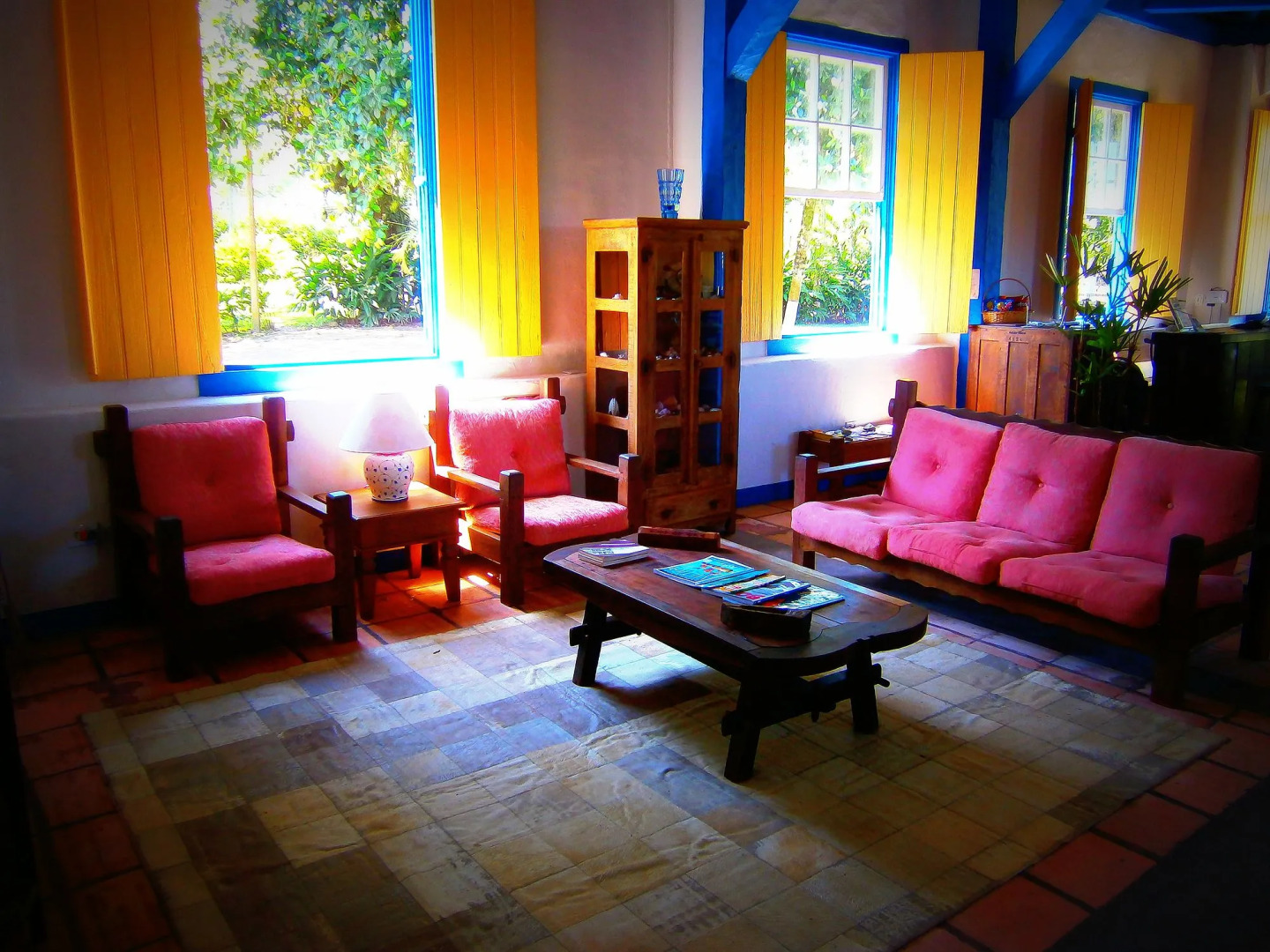 VELINN Pousada Bromélias