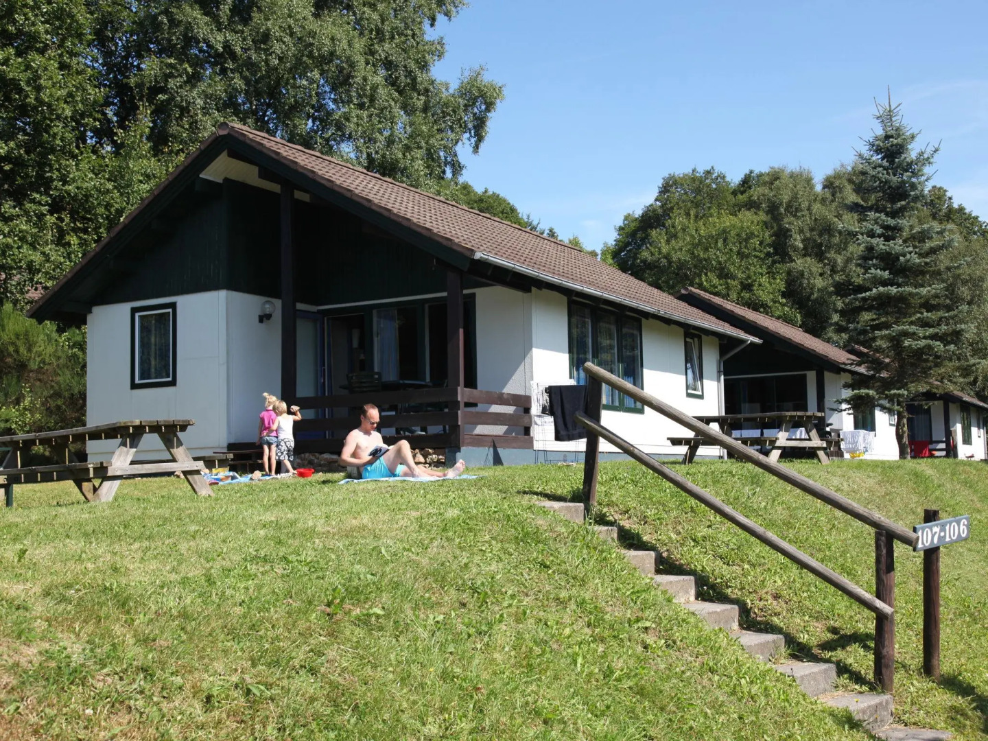 Detached bungalow in Naturpark Nordeifel near a reservoir