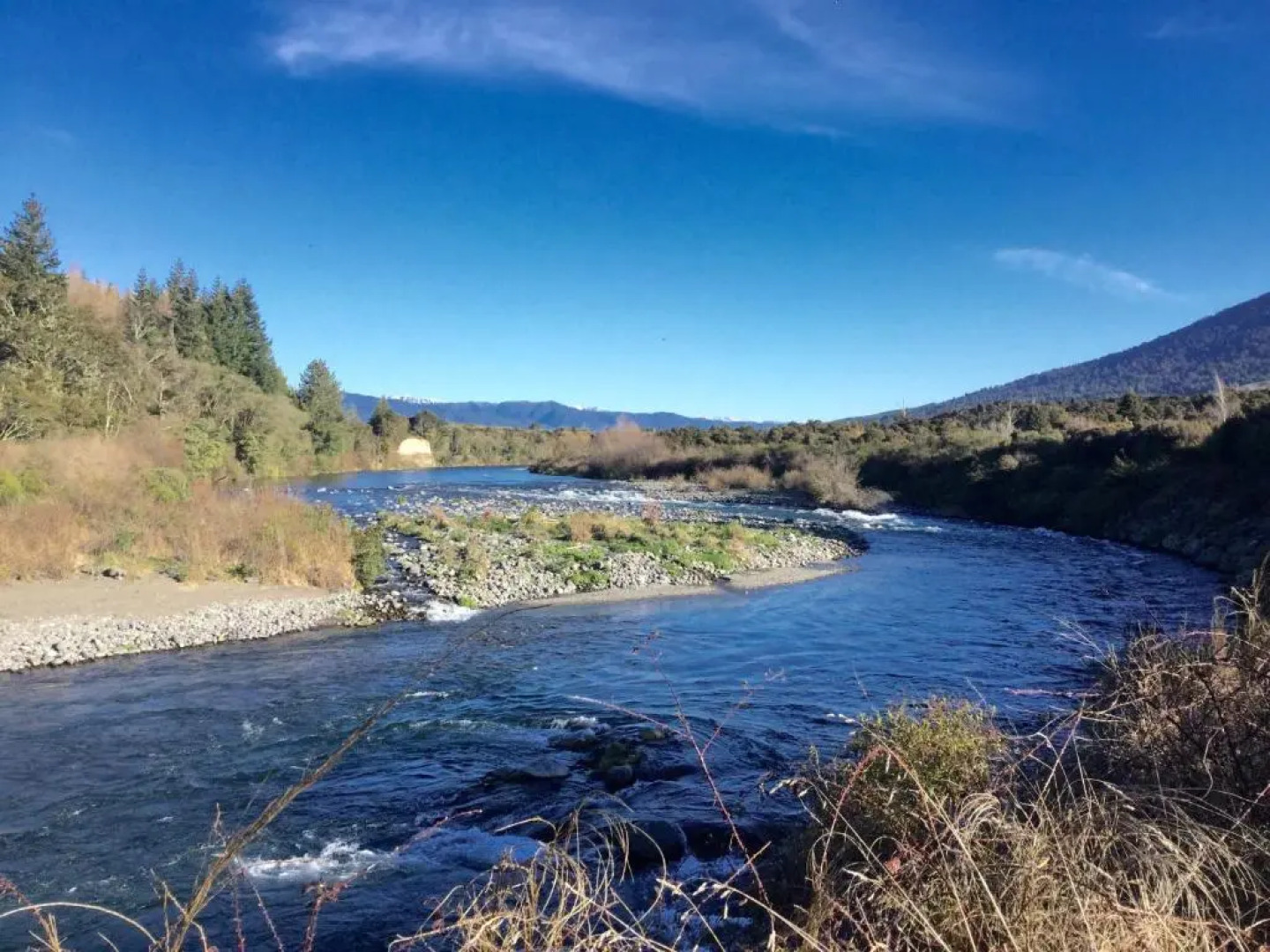 Riverstone House - Turangi Holiday Home
