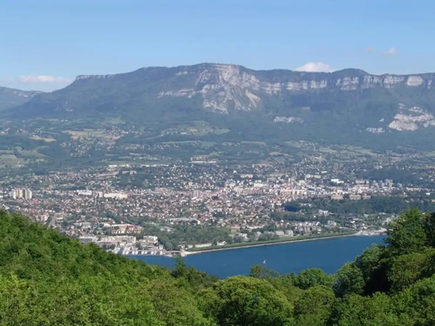 Studio in Aix-les-bains, With Wonderful Mountain View and Wifi - 4 km From the Beach