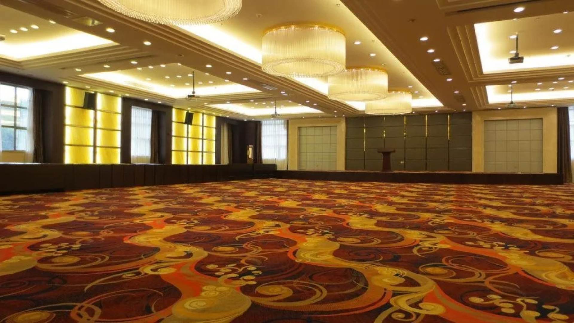 Hakka Earth Building Prince