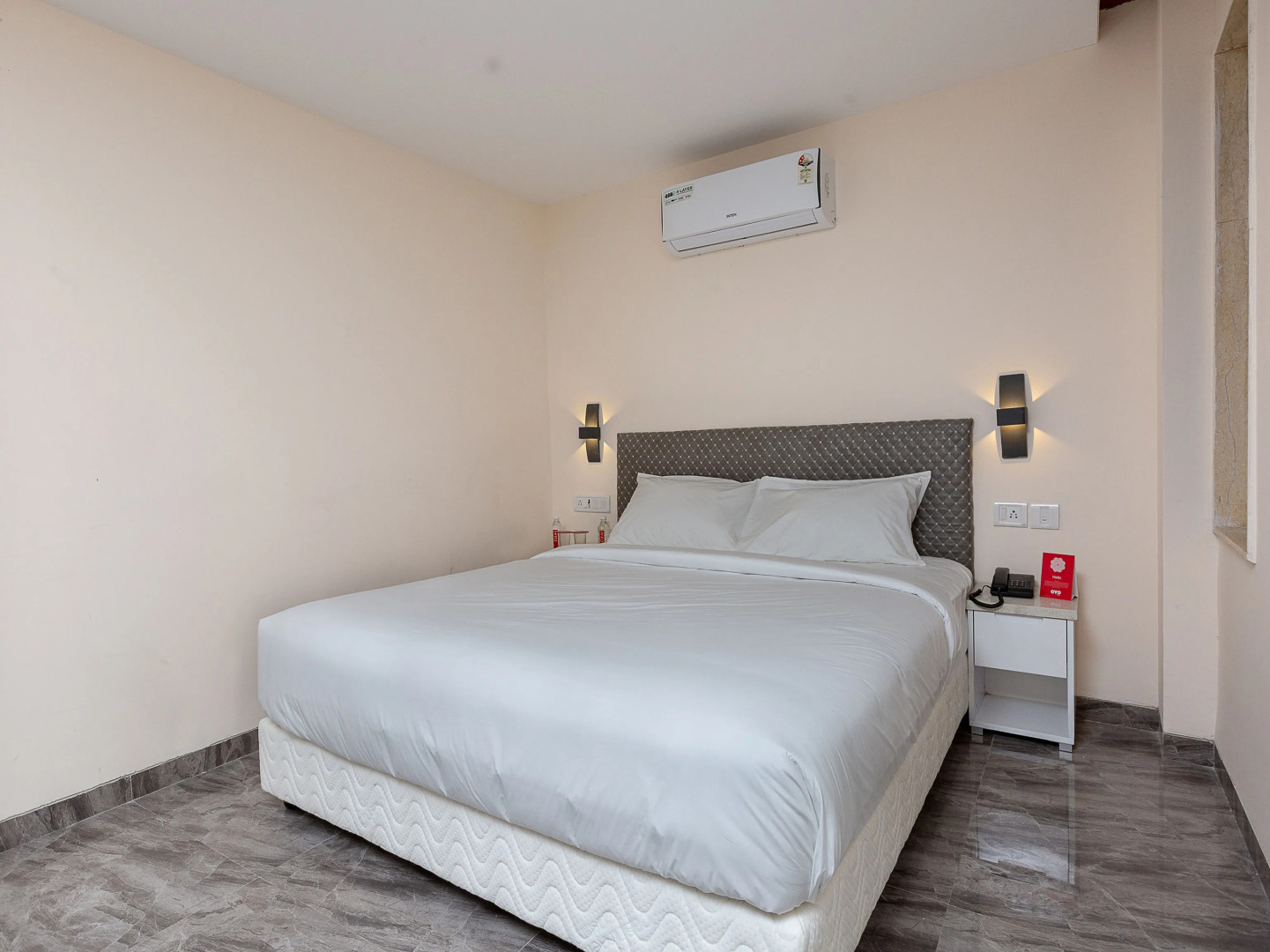 OYO 20021 Flagship Siruseri OMR