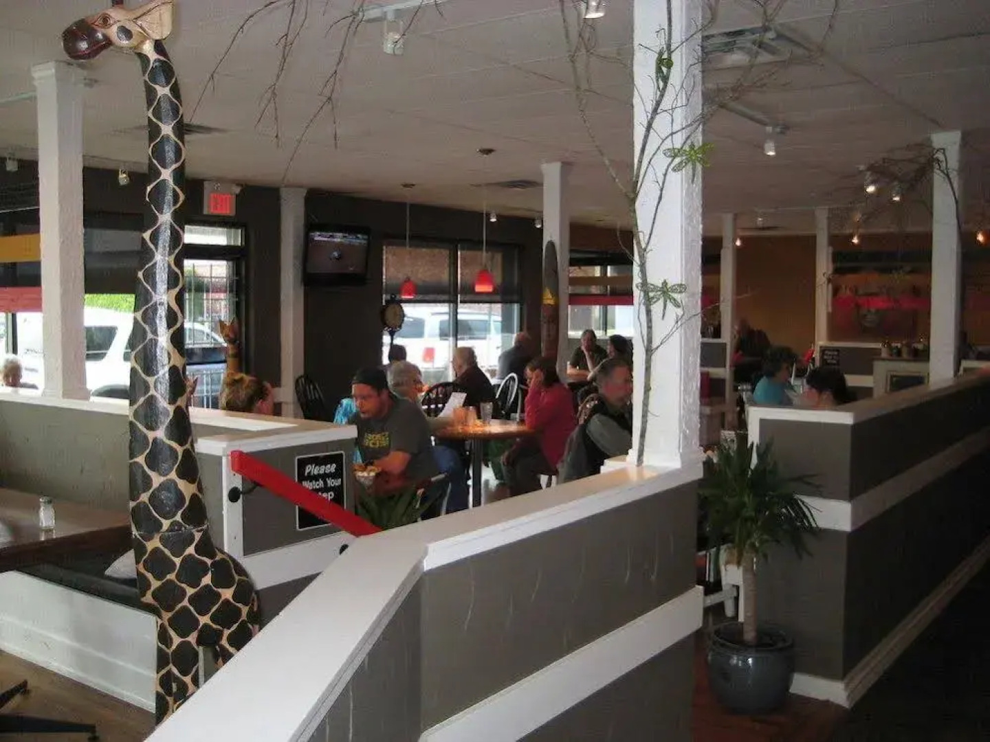 Thunderbird Motor Inn