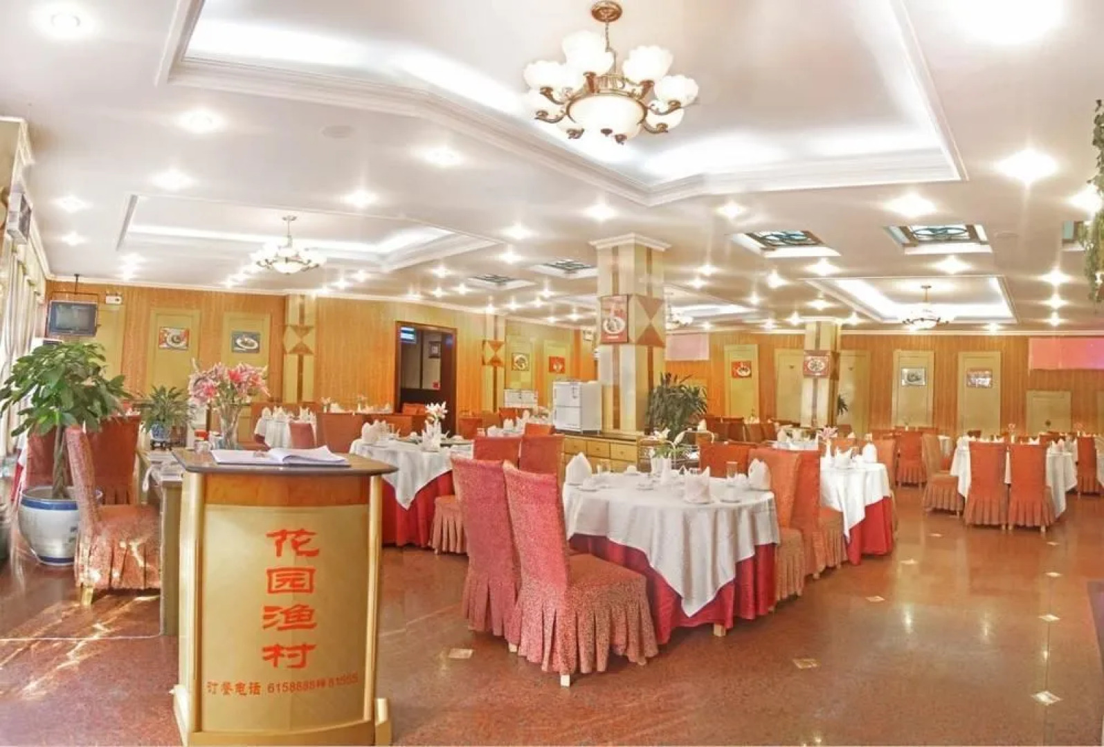 Spring City Garden Hotel (Yingbin Building)