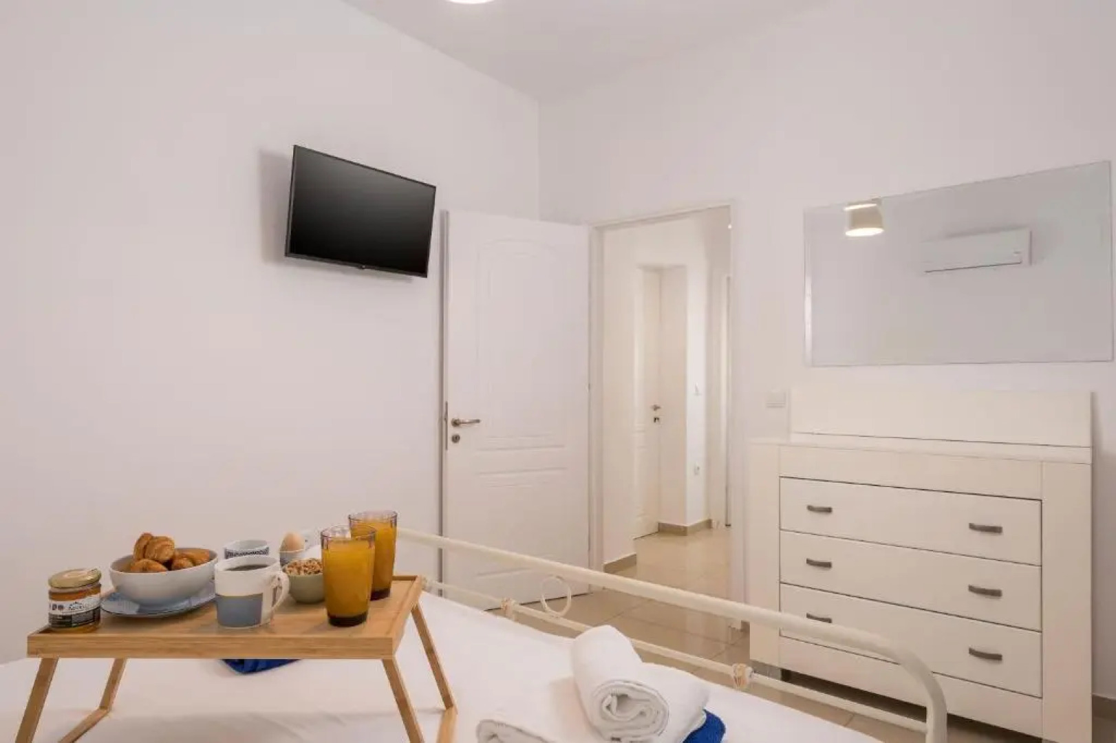 Cap Bleu Seafront Holiday Home