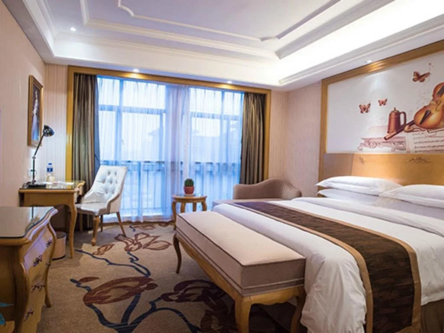 Vienna International Hotel Meizhou Dingzi Bridge