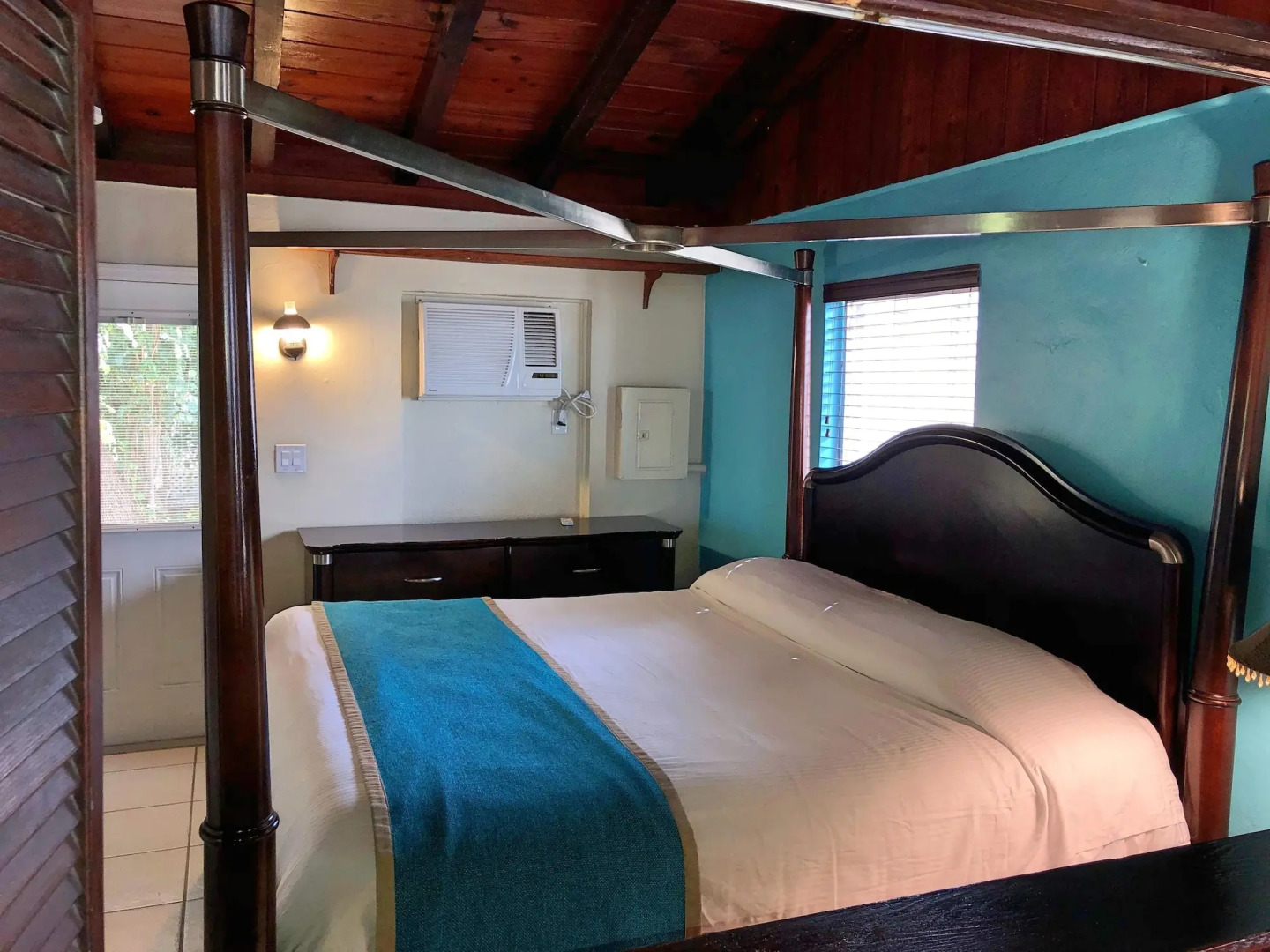 The Pelican Key Largo Cottages