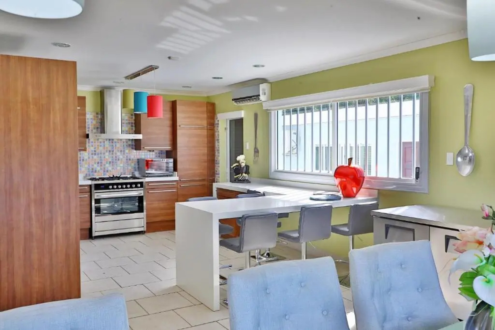 A Ocean View Malmok Villa