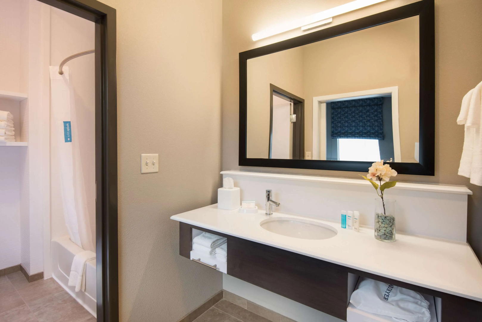 Hampton Inn & Suites at Wisconsin Dells Lake Delton