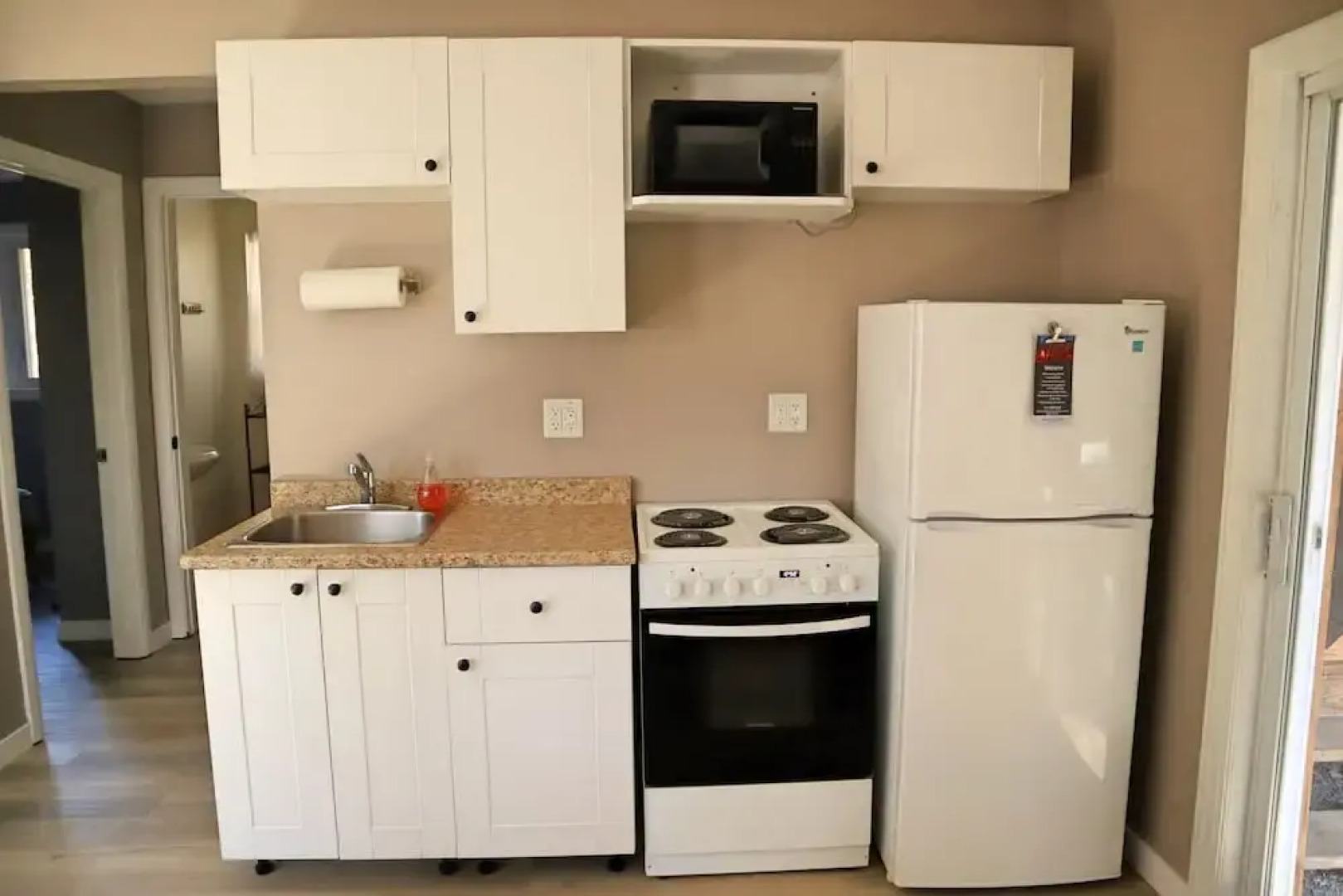 Lakepoint Cottage Resort