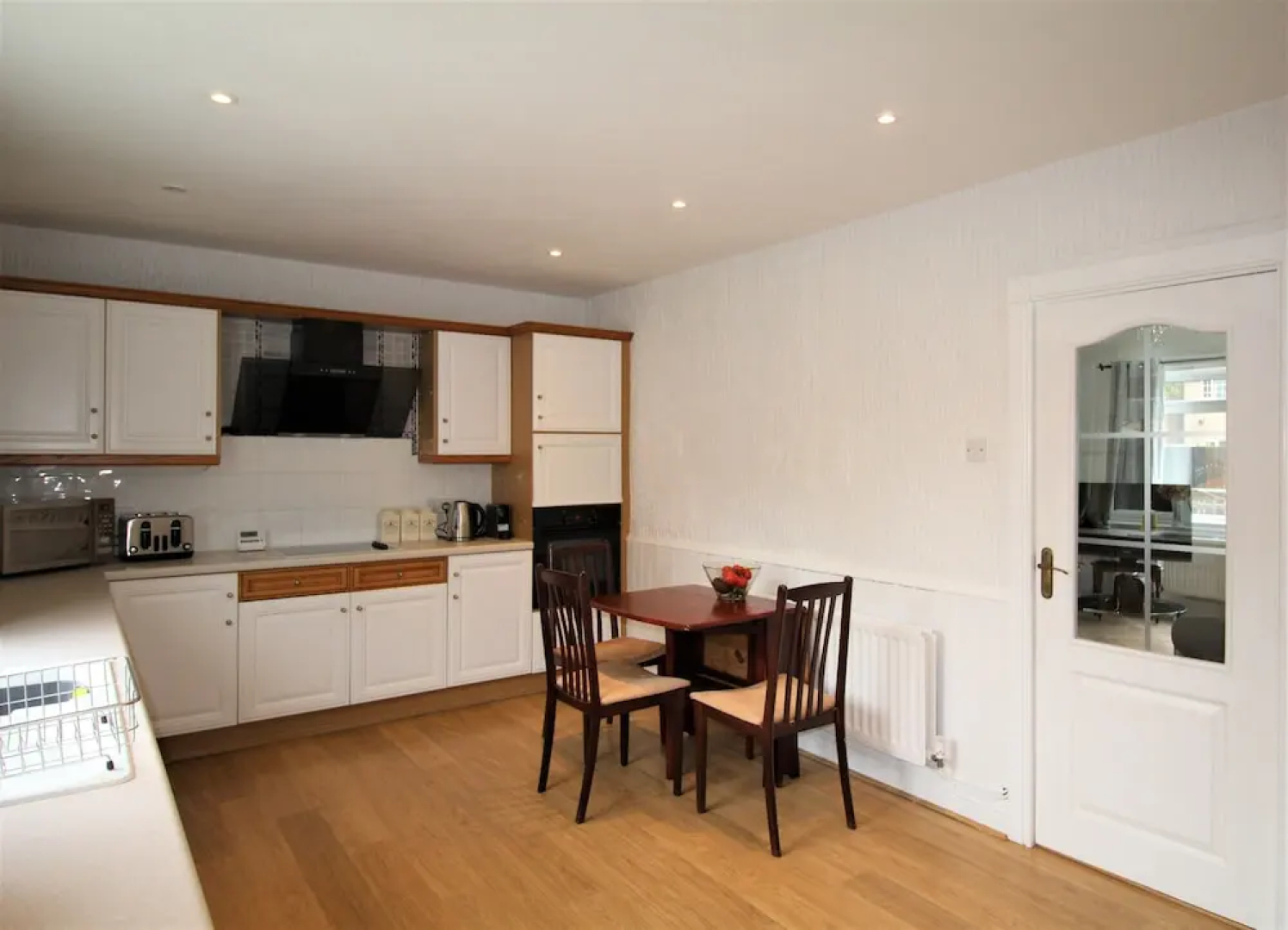 Whitley Bay - Sleeps 6 - Dogs Welcome