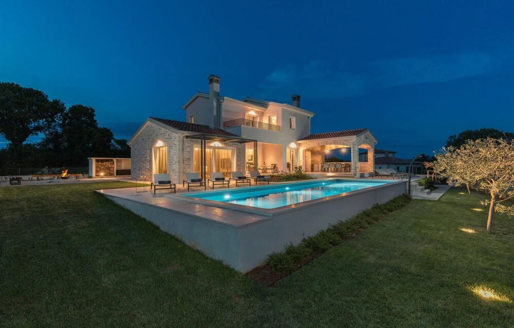 Stunning Home in Sveti Lovrec With 4 Bedrooms, Wifi and Outdoor Swimming Pool