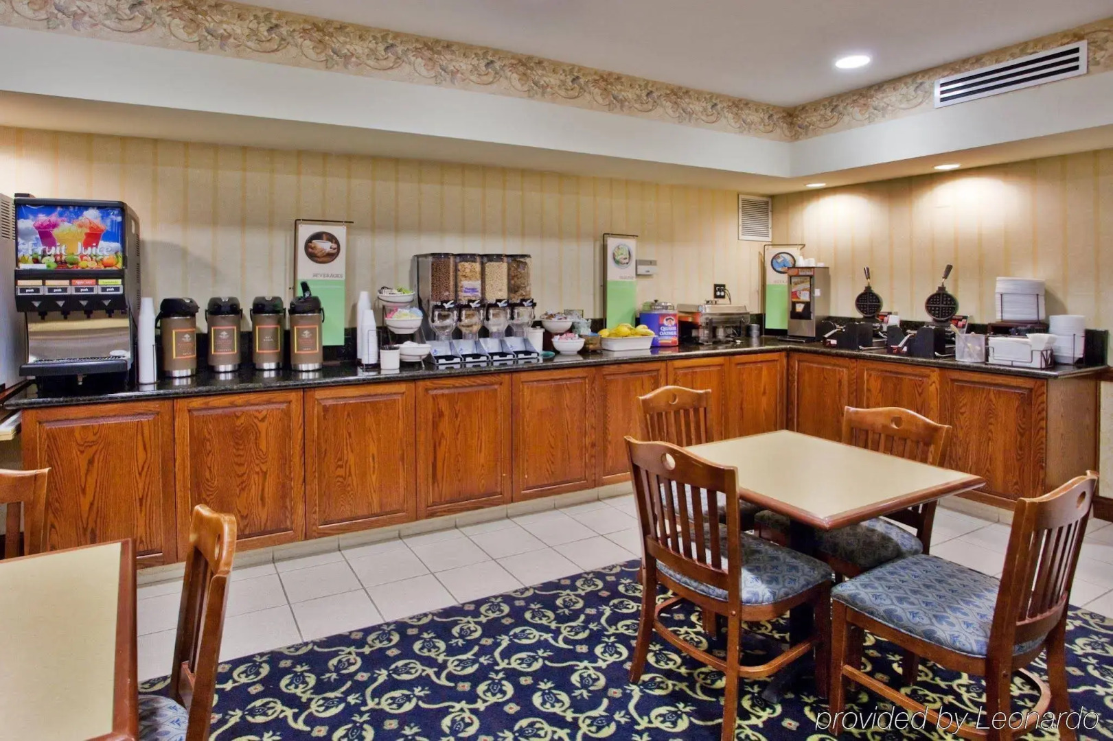 Country Inn & Suites by Radisson, Washington, D.C. East - Capitol Heights, MD