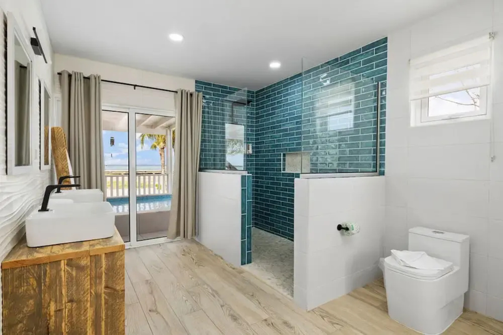 Secluded Beachfront Gem Pool Patio View BBQ