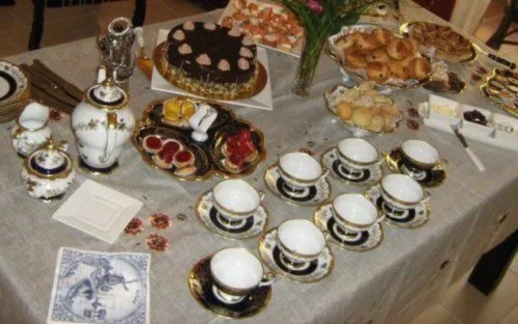 Les Diplomates B&B (Executive Guest House)