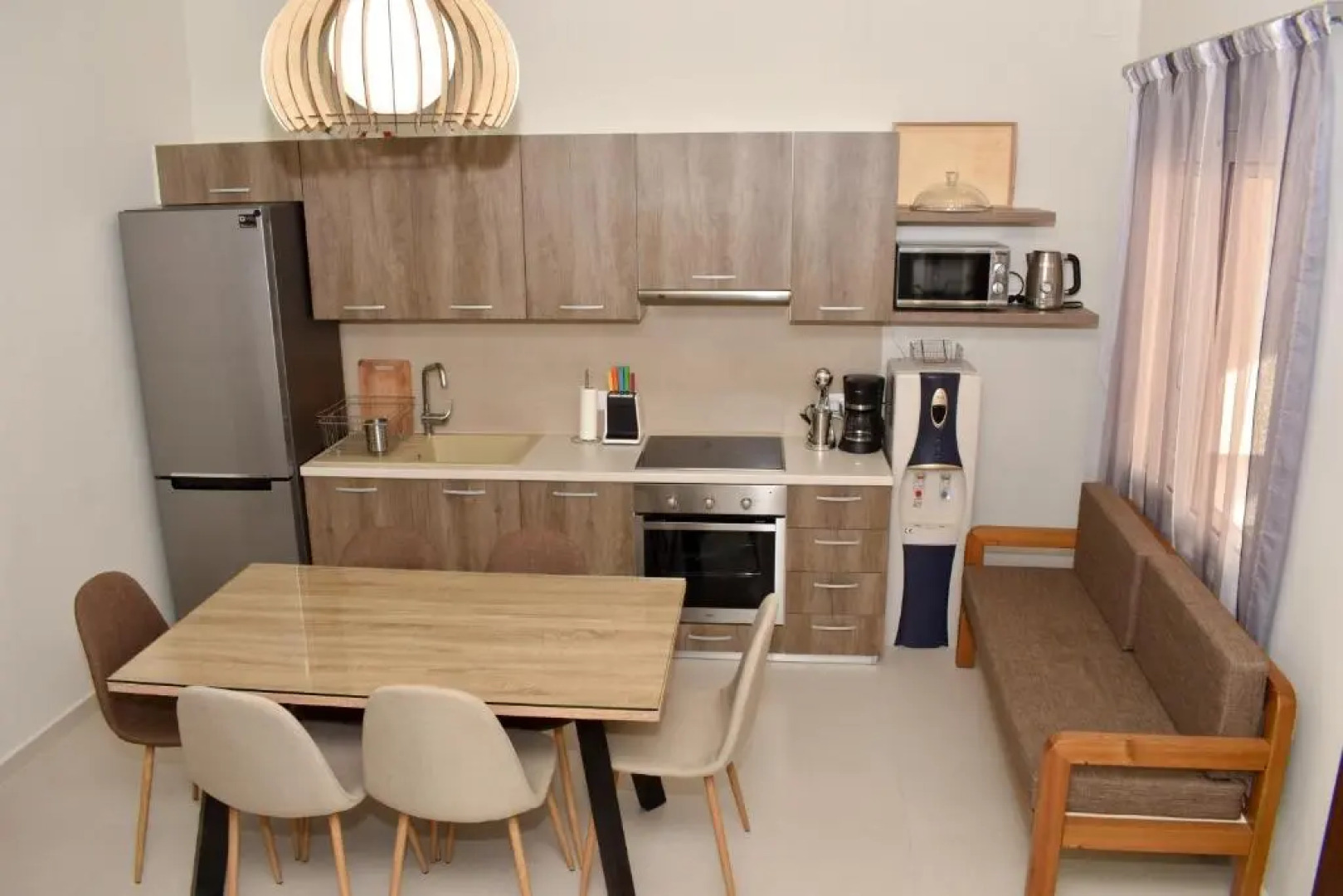 2 bedroom Villa with swimming pool-BBQ!