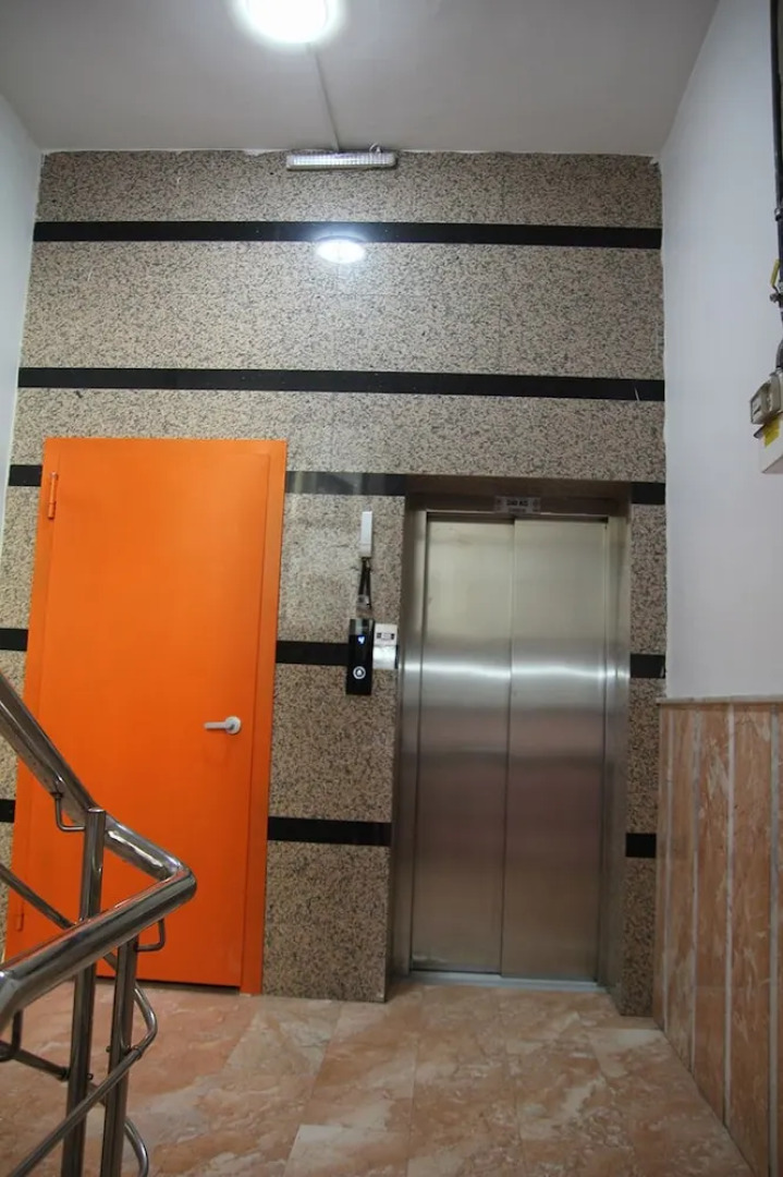 Seckin Apart - Caters to Adult Women