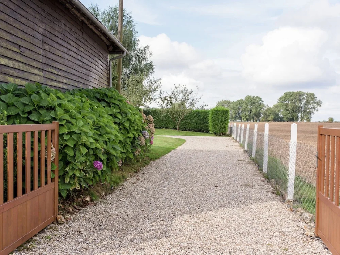 Rural, Detached Holiday Home With Pleasant Garden Near the French West Coast