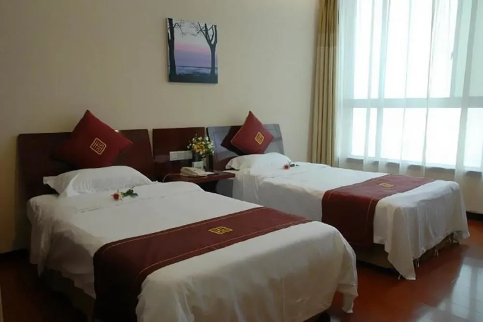 Xianyang Enlight Science Hotel