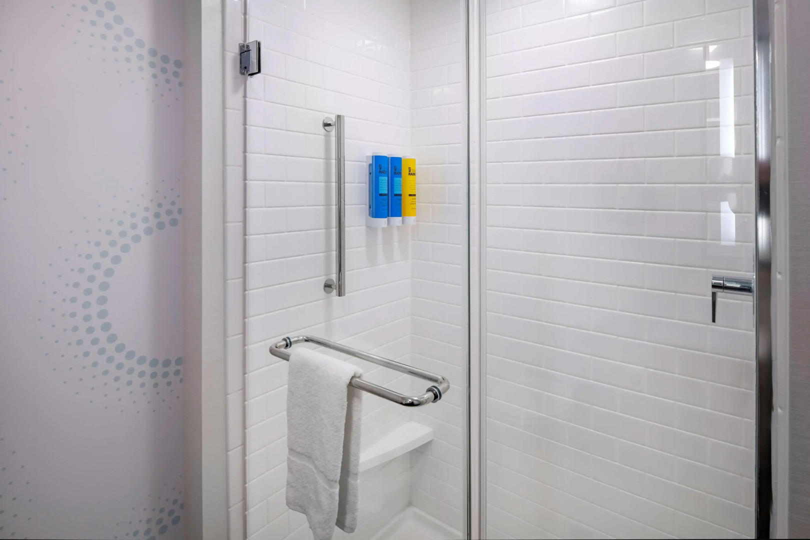 Tru By Hilton Omaha I-80 at 72nd Street, NE