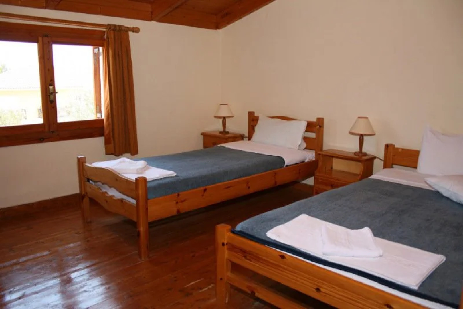 Pythos Studios and Apartments