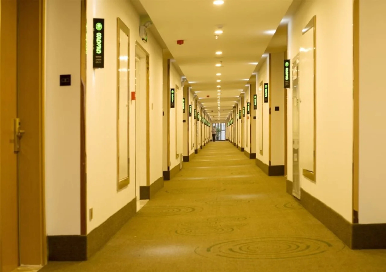 GreenTree Inn BengBu HuaiHe Road Guozhen Plaza Hotel