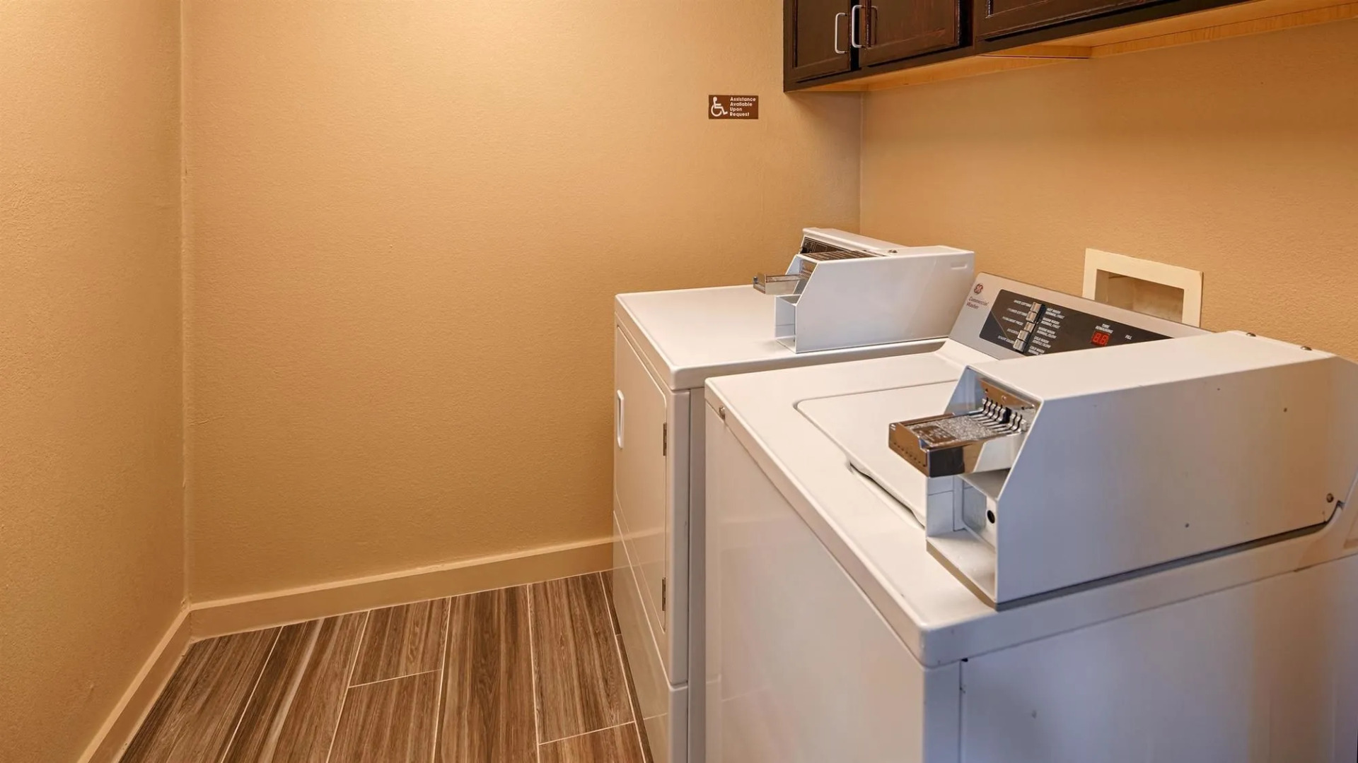 Best Western Governors Inn & Suites