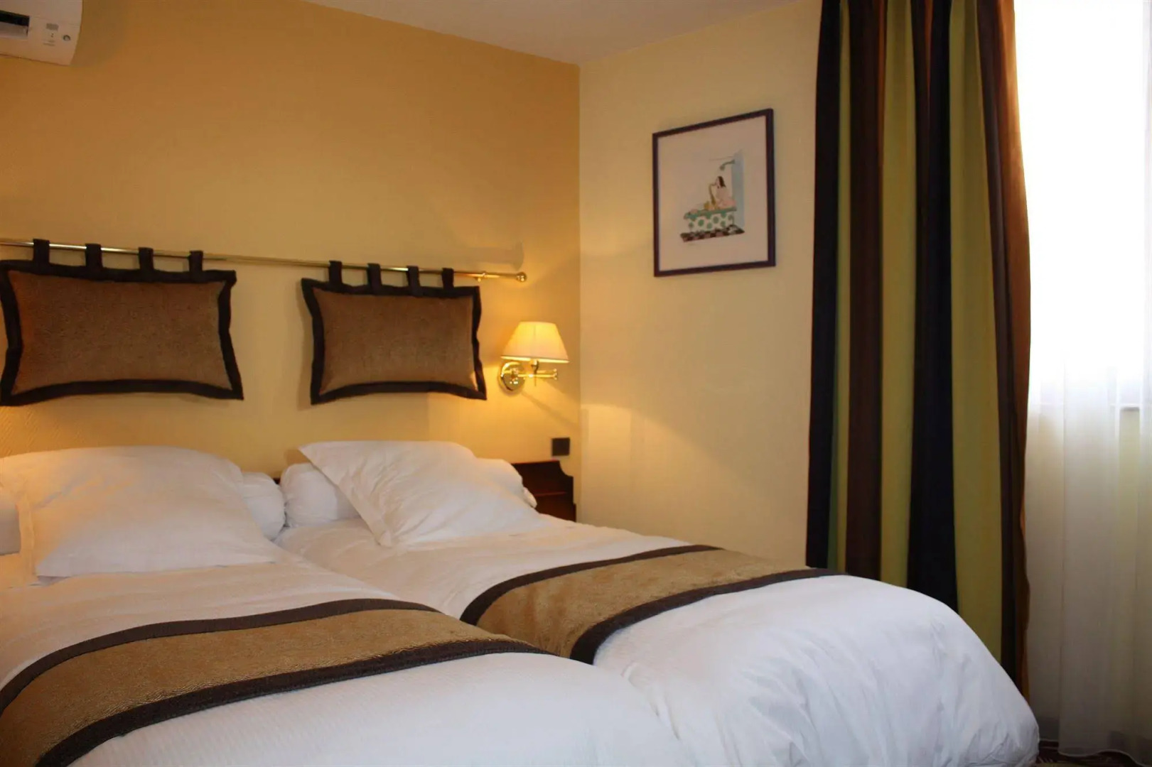 Logis Hotel Restaurant A L'Etoile