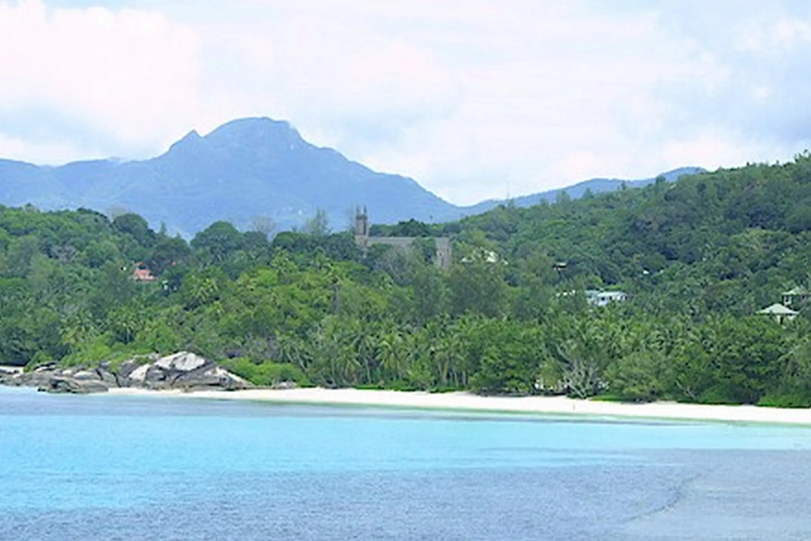 Lazare Picault Hotel