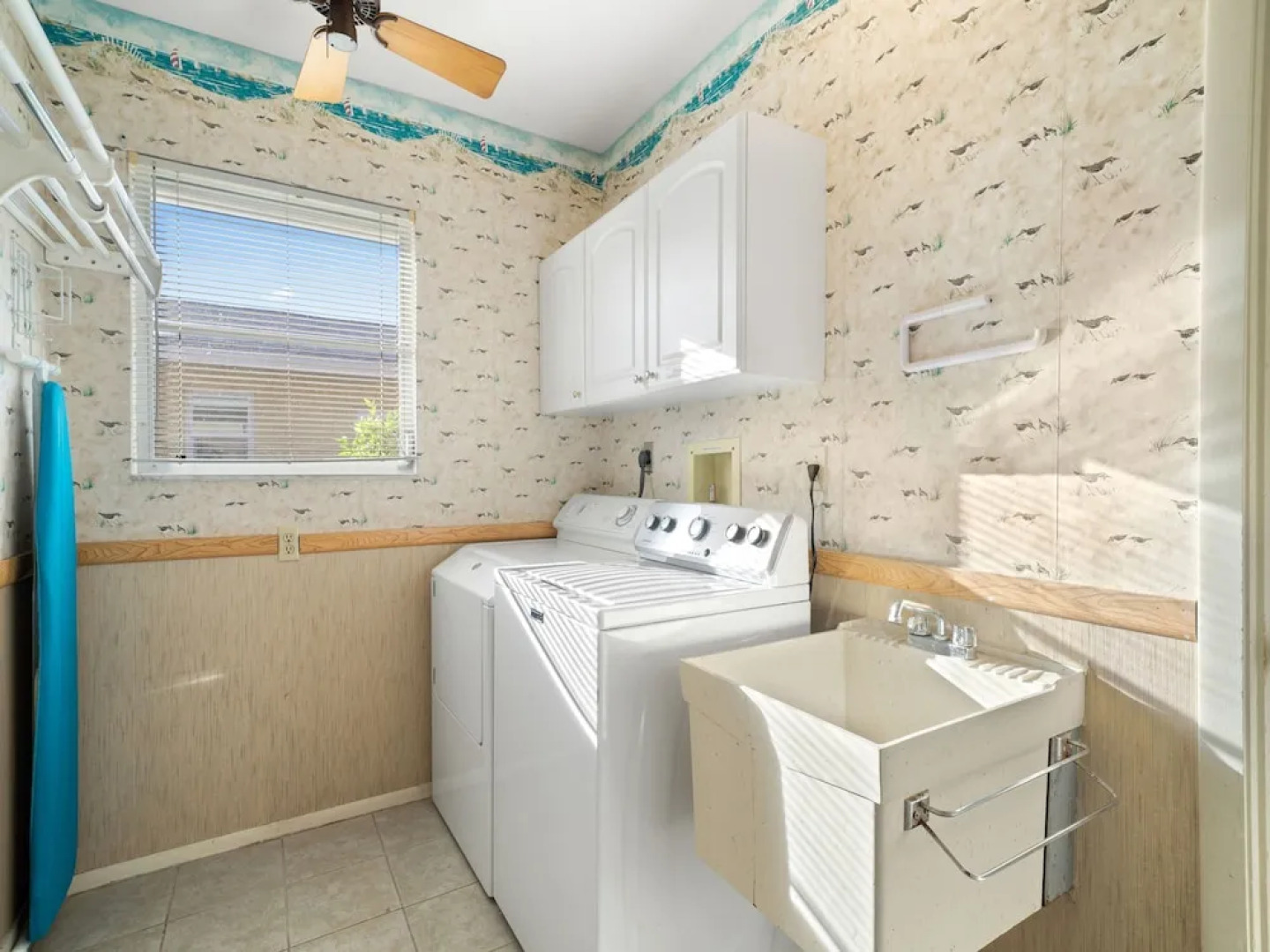 Lakeside House by Vacation Rental Pros