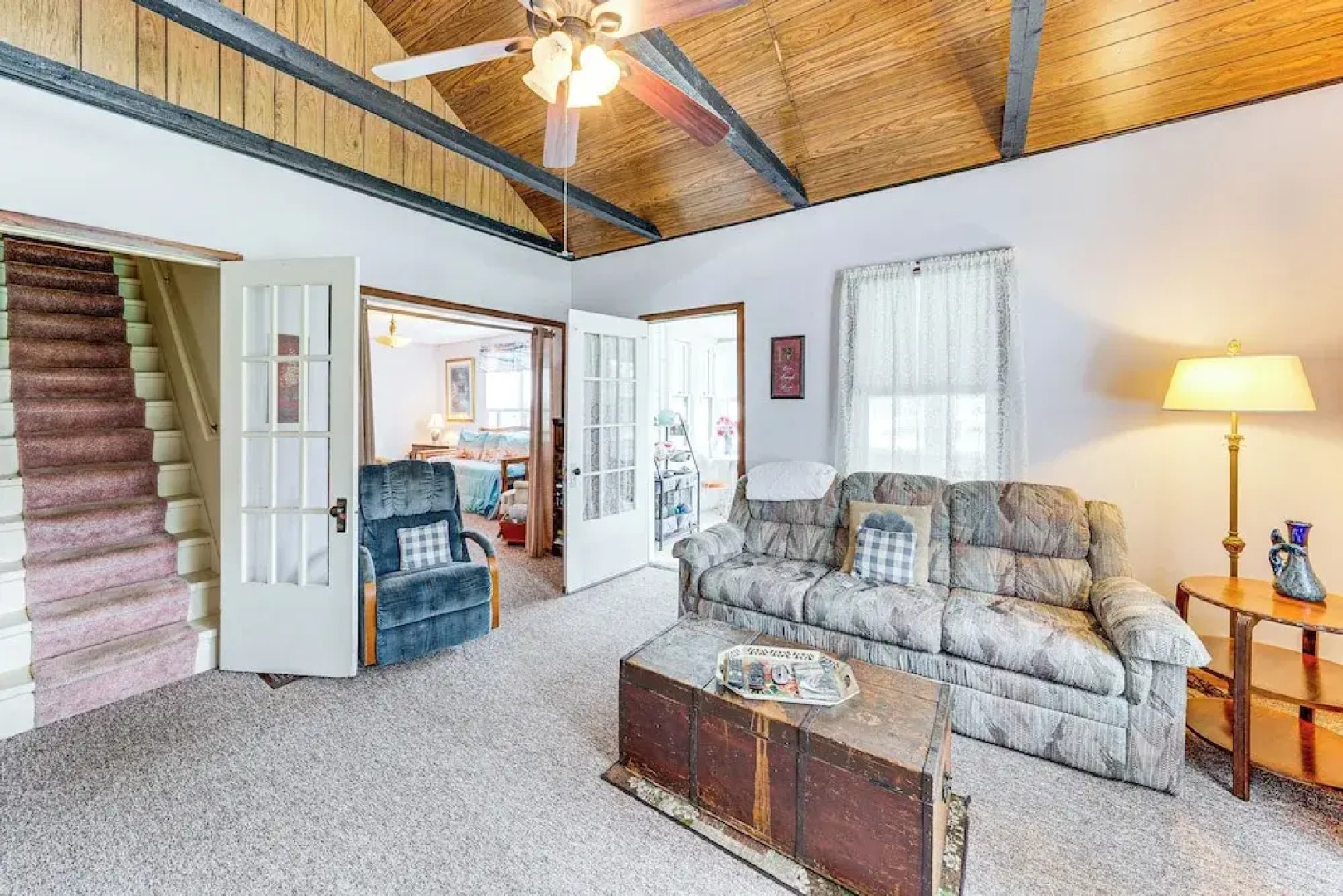 Twin Lakes Cottage: Walk to Elizabeth Lake!