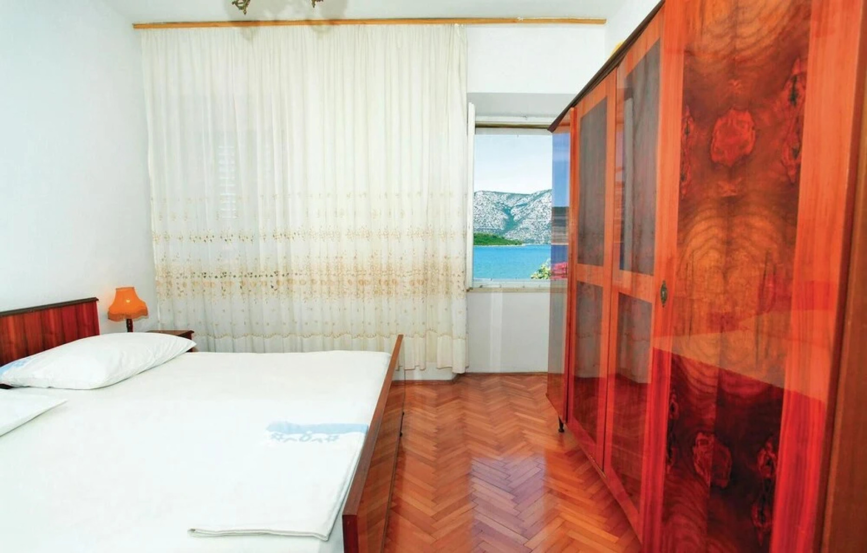 Awesome Home in Racisce With Wifi and 6 Bedrooms