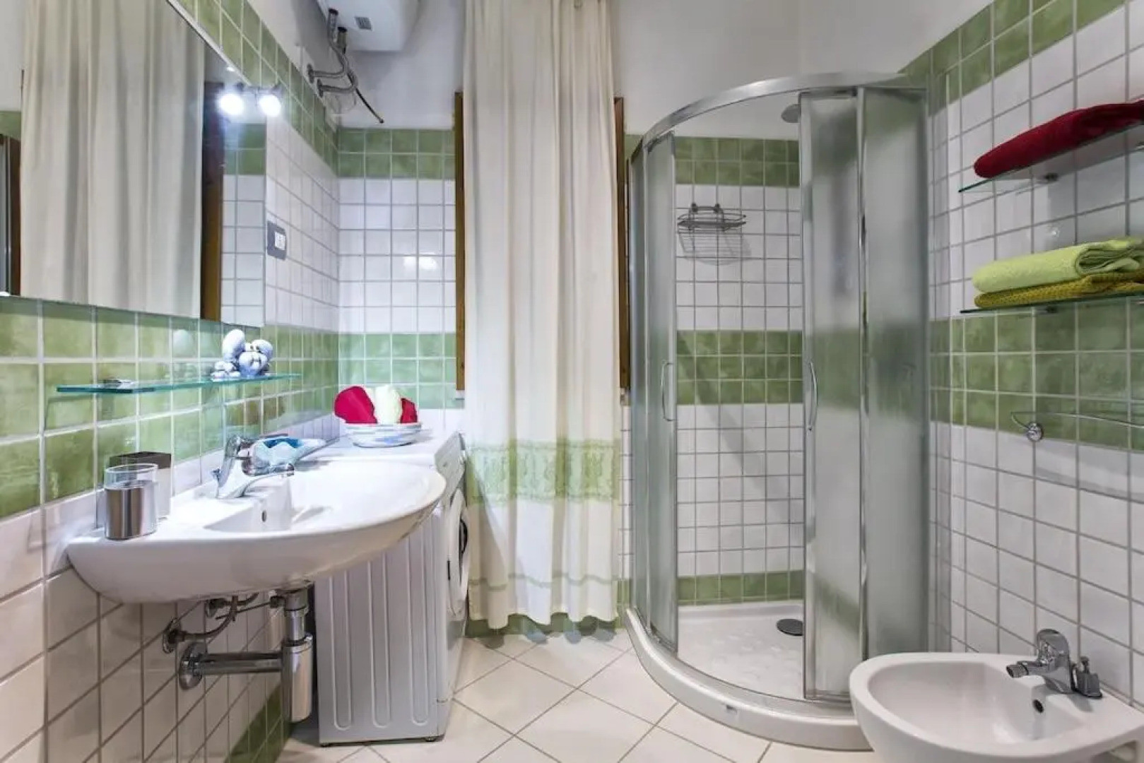 Torre dei Corsari vista mare con terrazza spiaggia sotto casa per 5 persone