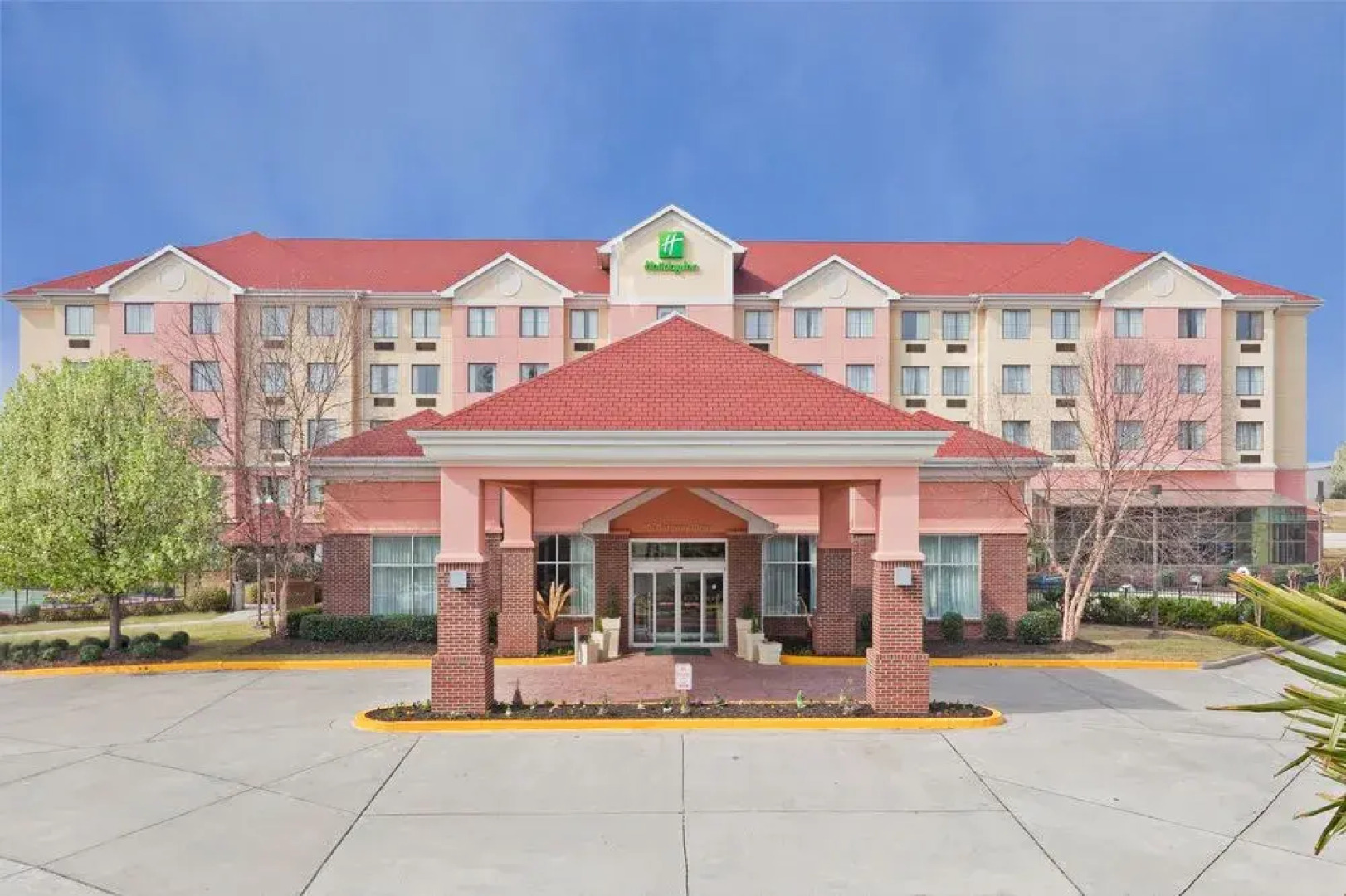 Holiday Inn Hotel & Suites Hattiesburg-University