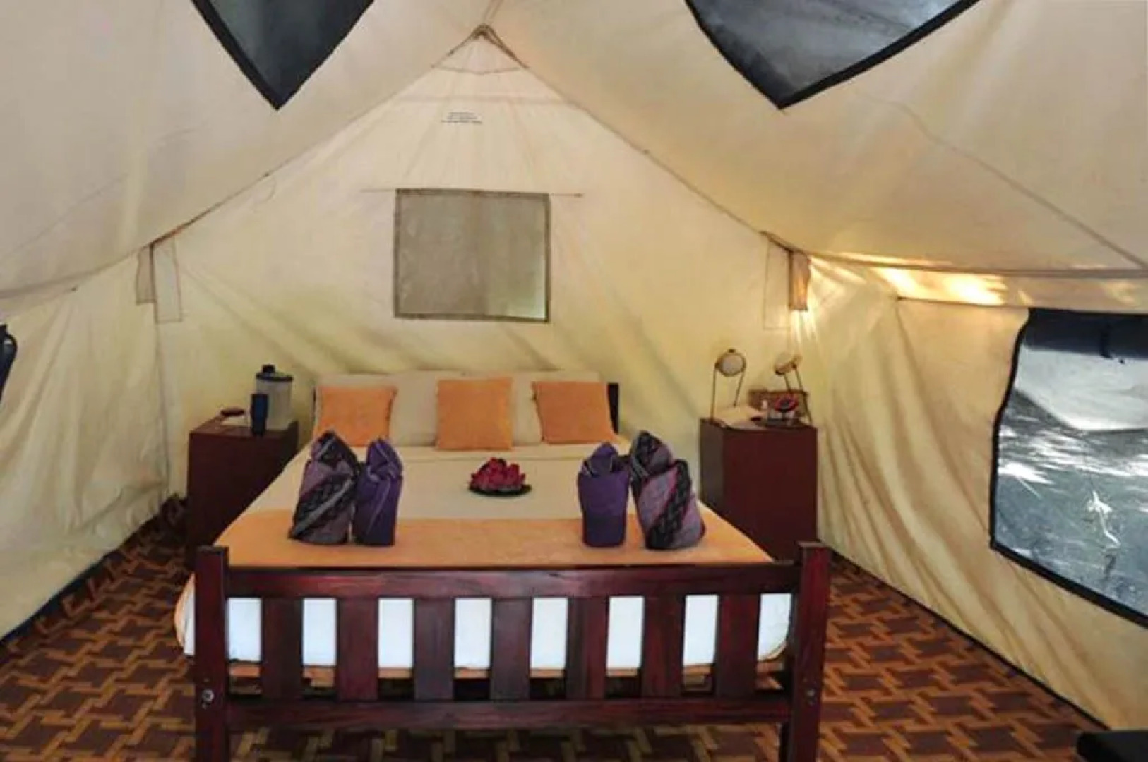 Dolphin Bay Divers Retreat