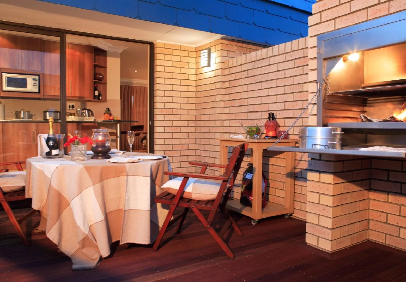 African Oceans Manor on the Beach