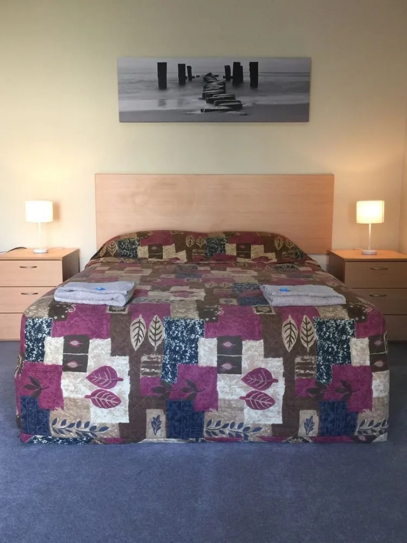 The Nosh and Nod - Howick Street