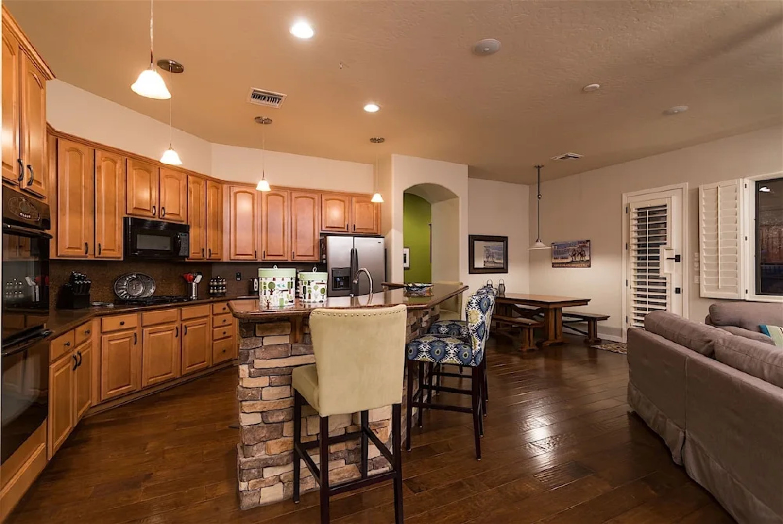 Palm Valley 4 BR by Casago