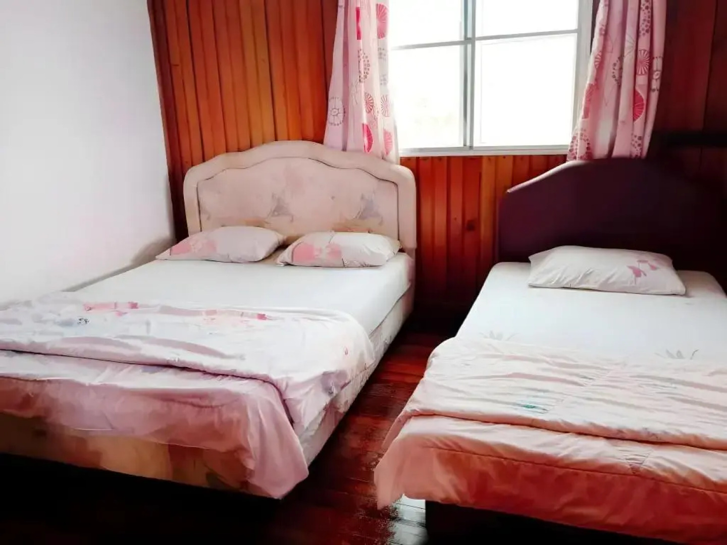 Strawberry Garden Hotel