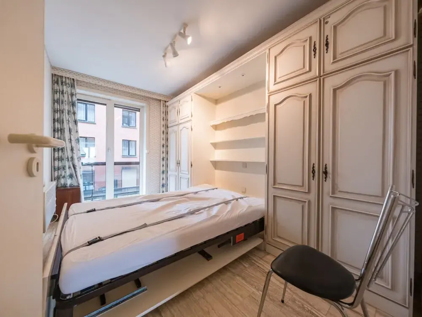 Charming Apartment With sea View