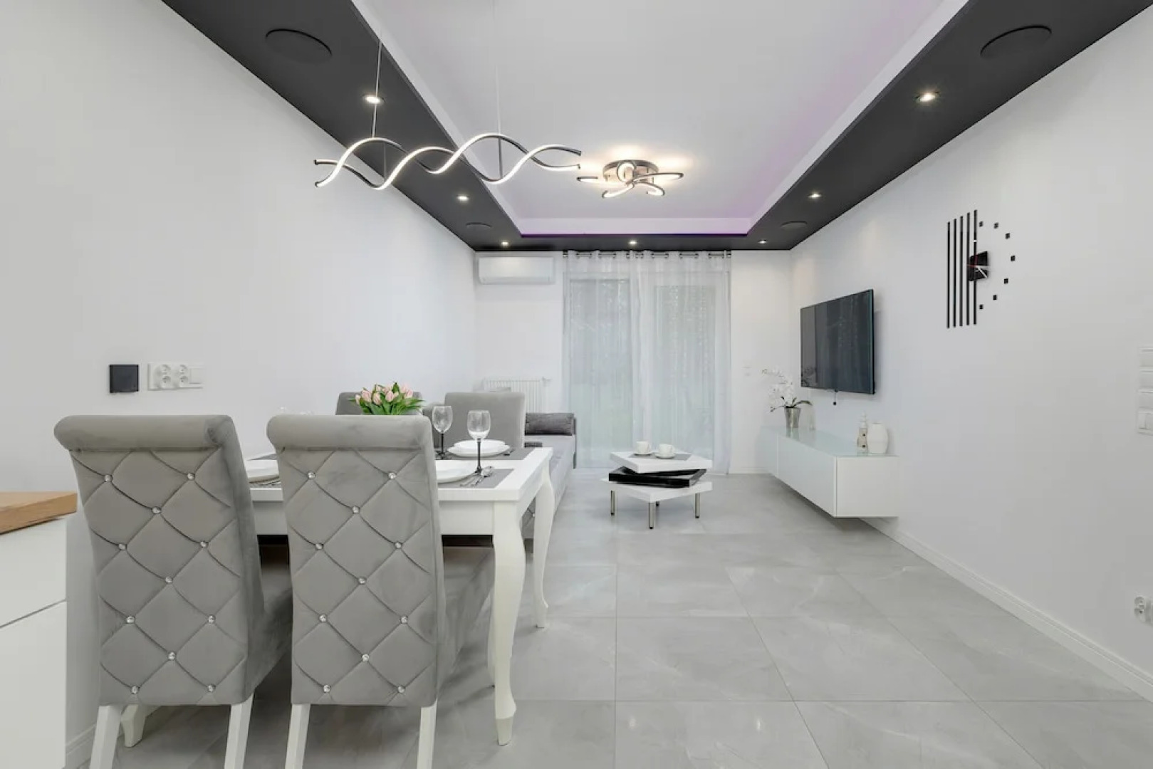 Apartment & Garden by Renters Prestige