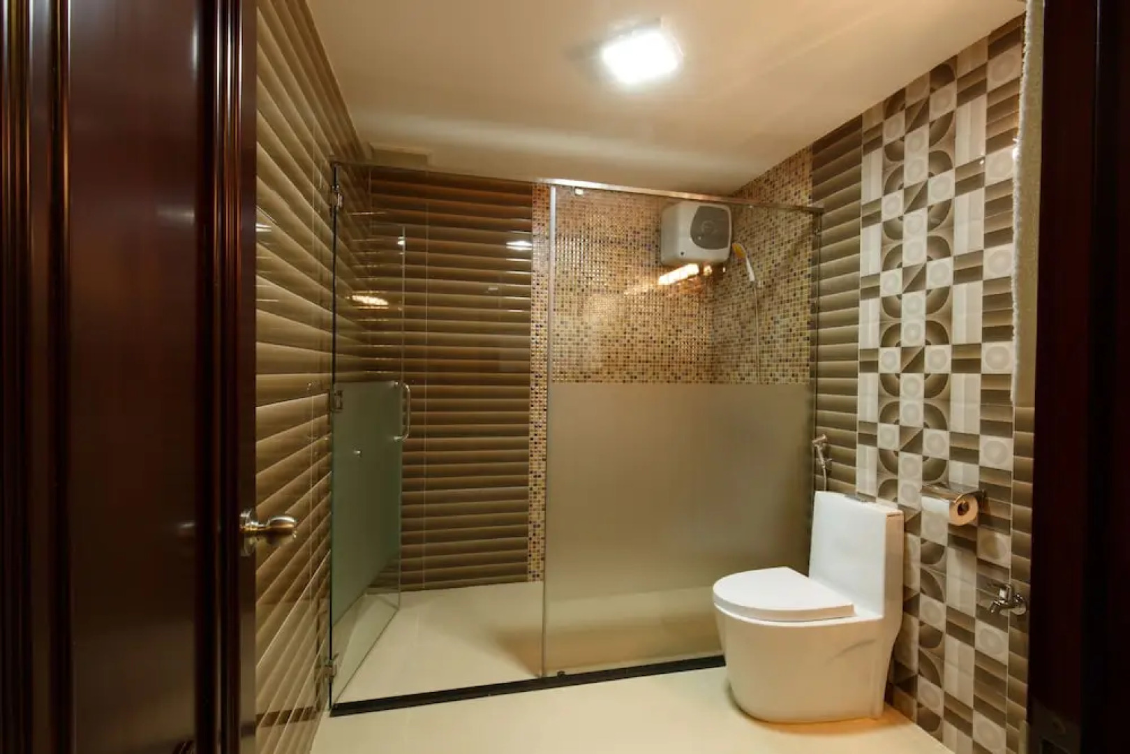 Duc Long Apartment 2