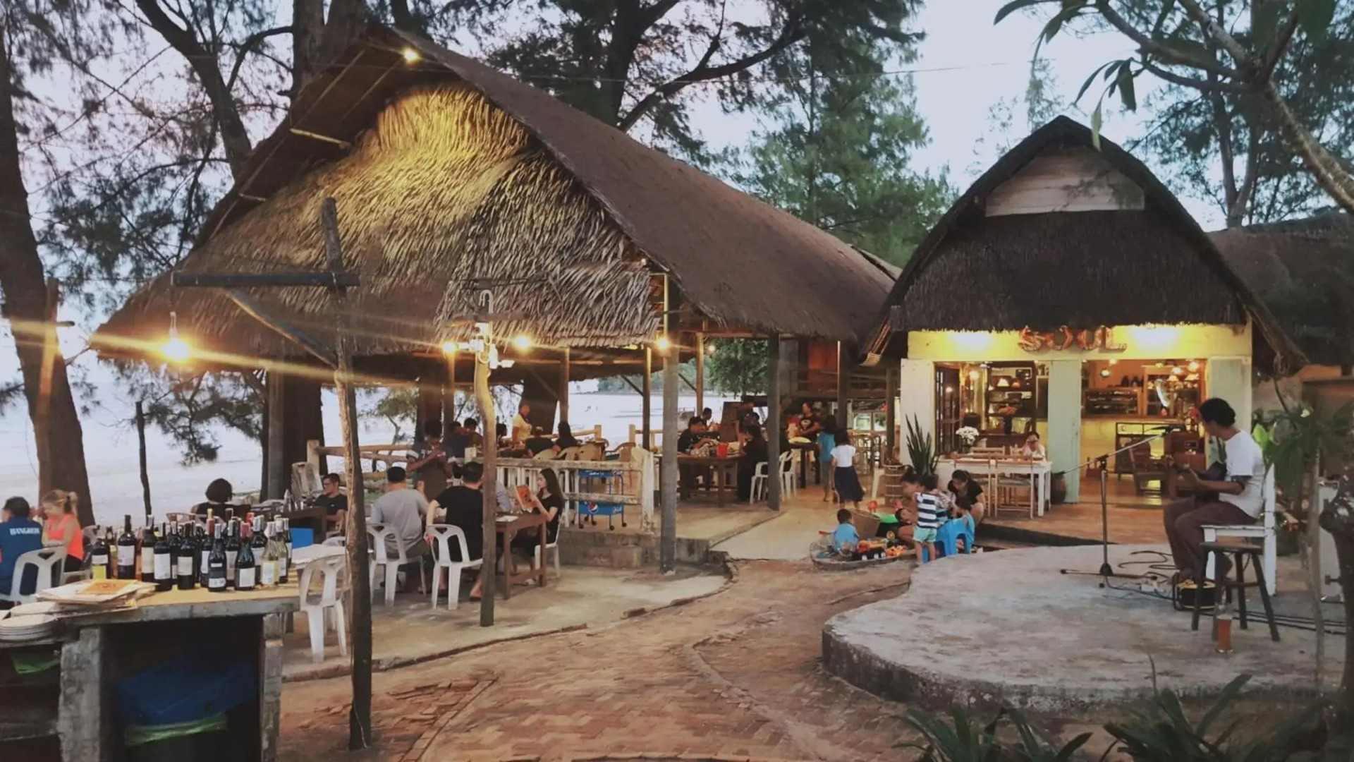 Maliblues Bed & Art Gallery