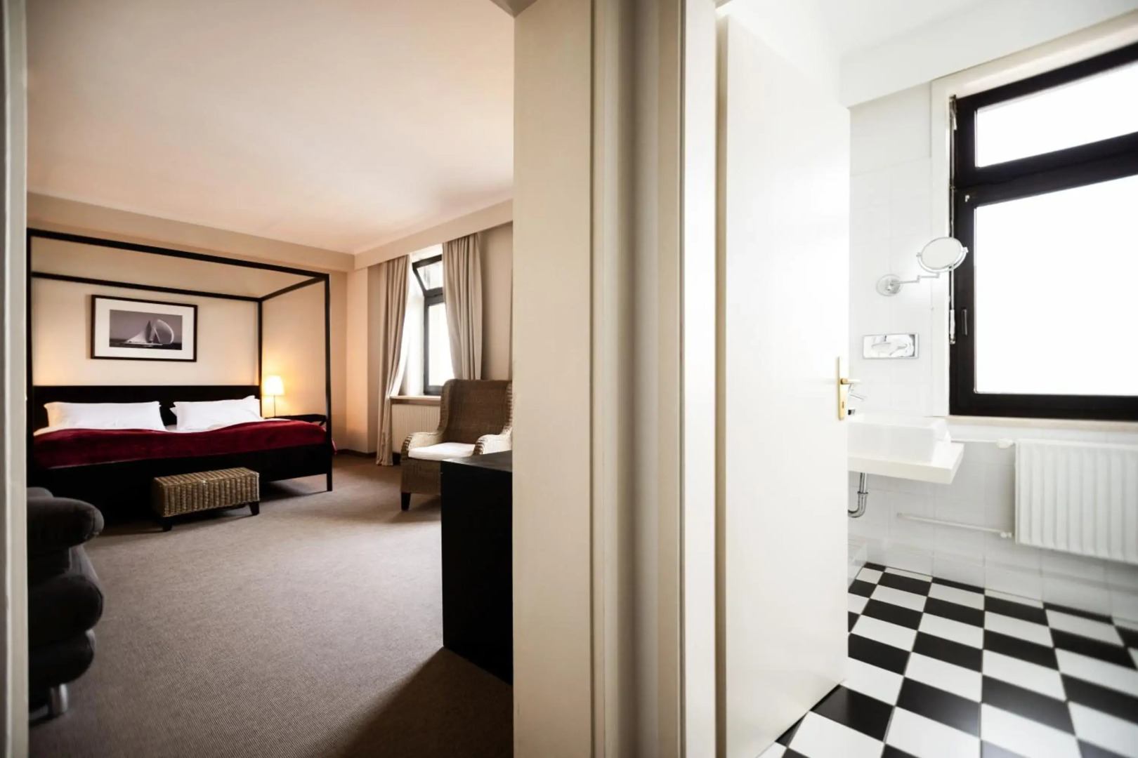 Hotel Dieksee - Collection by Ligula