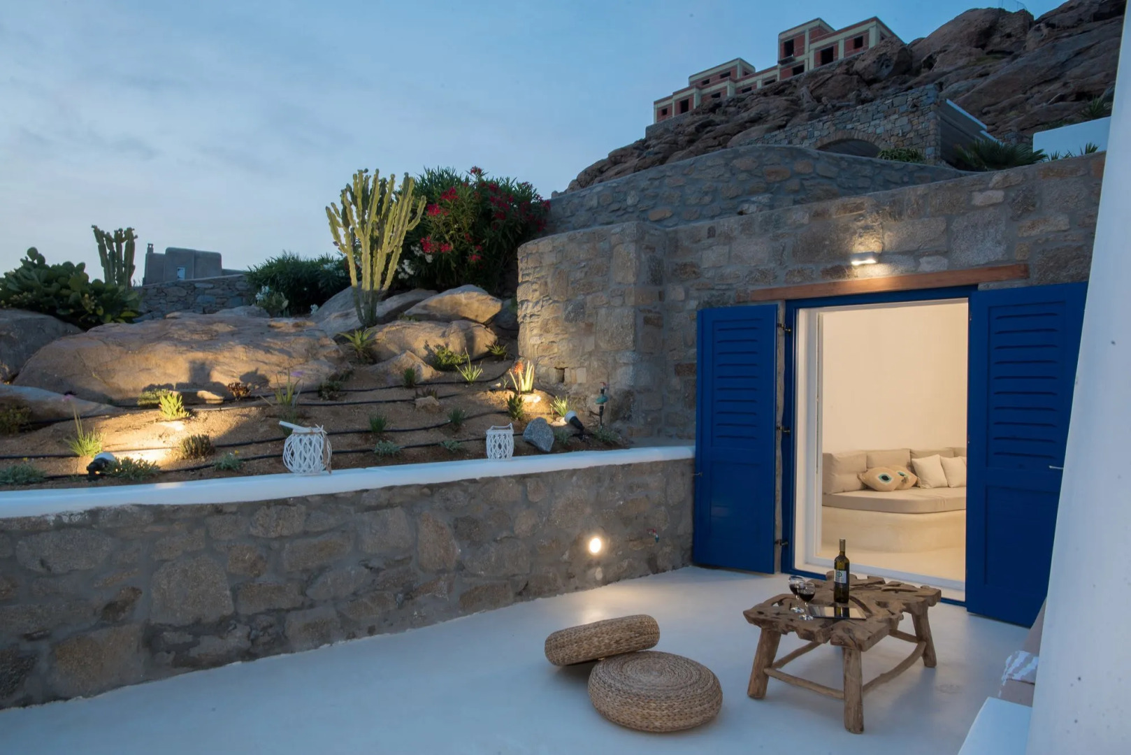 Argiro's Gorgeous Studio In Cycladic
