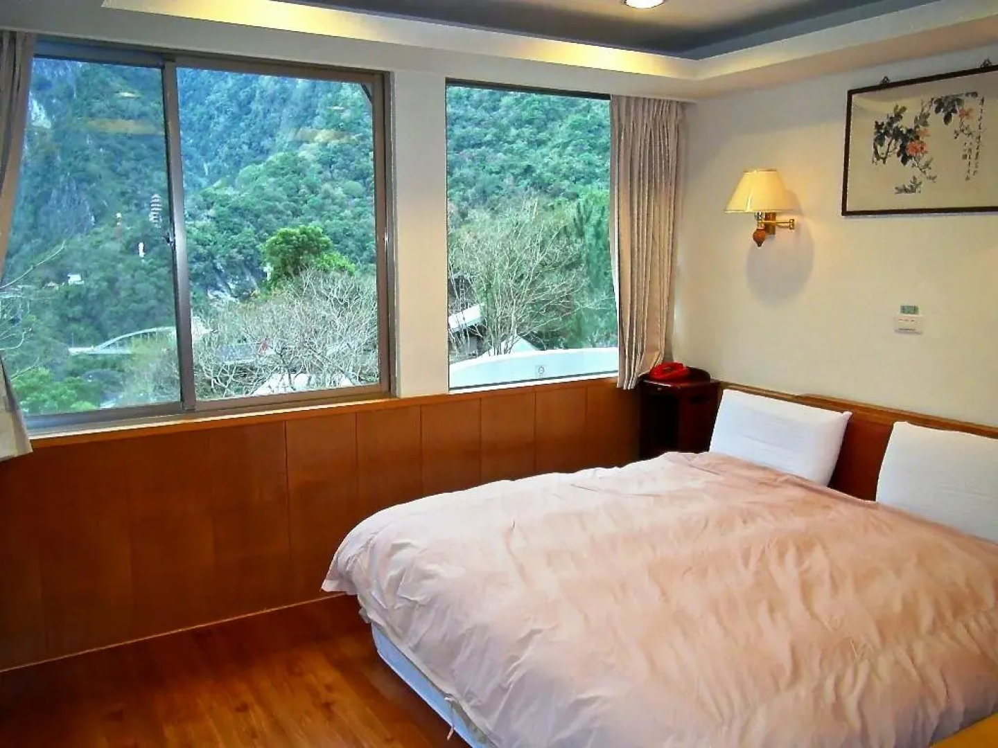Taroko Tienhsiang Youth Activity Center