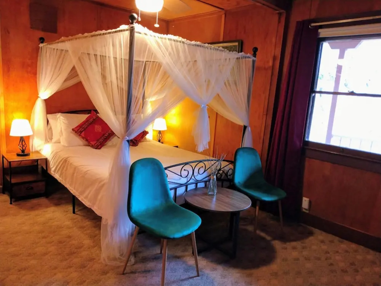 Quiet Mind Lodge Retreat & Spa  Sequoias