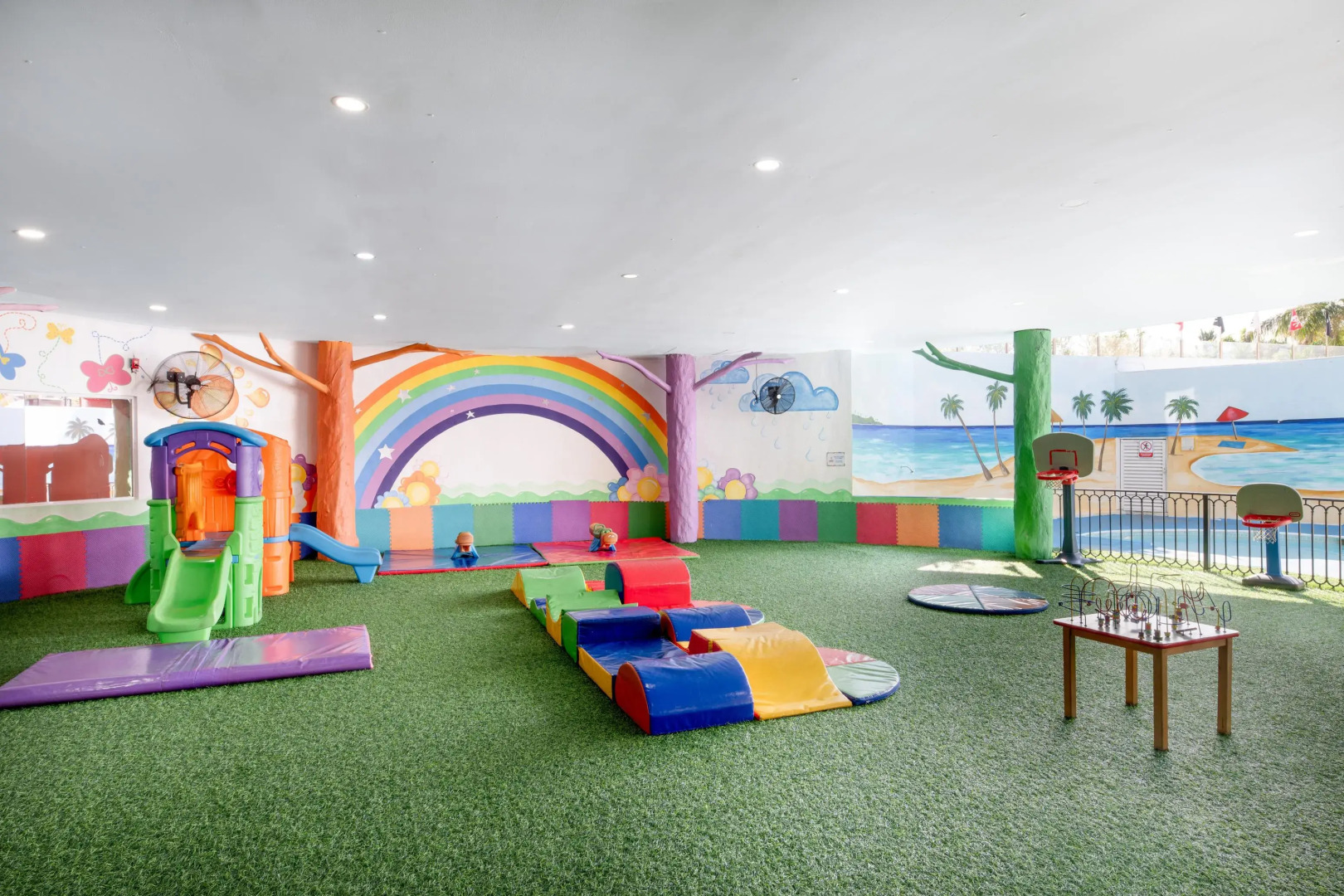 Отель Seadust Cancun Family Resort