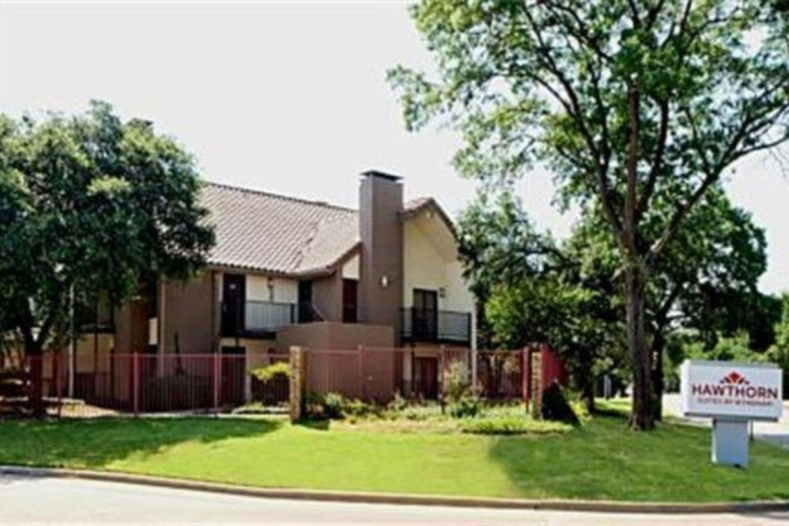 Hawthorn Suites Dallas Love Field