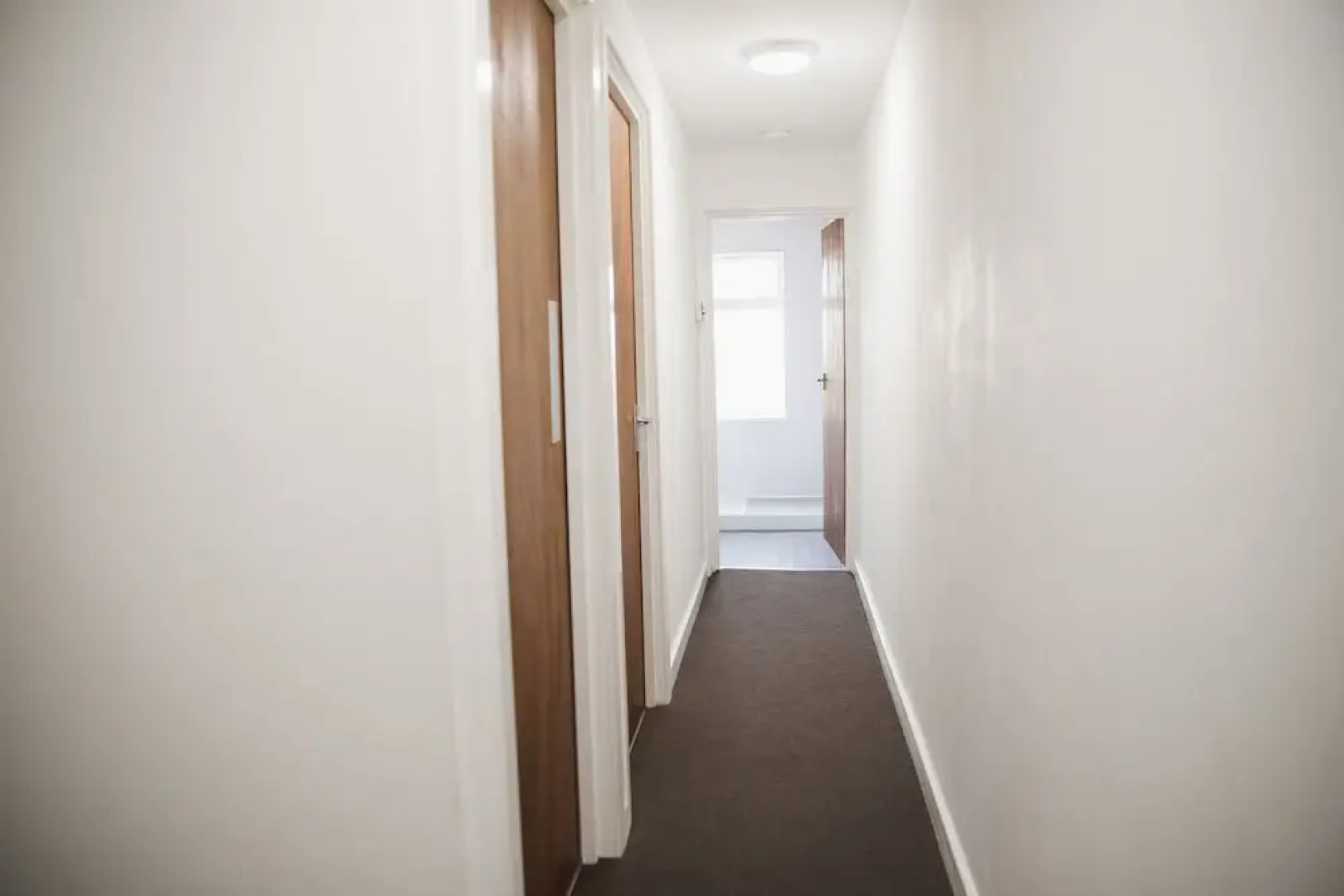 Riverside Park House by Paymán Club